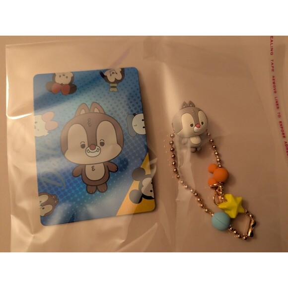 Disney Mickey And Friends Charm Bag Clip (Dale) - Picture 2 of 2